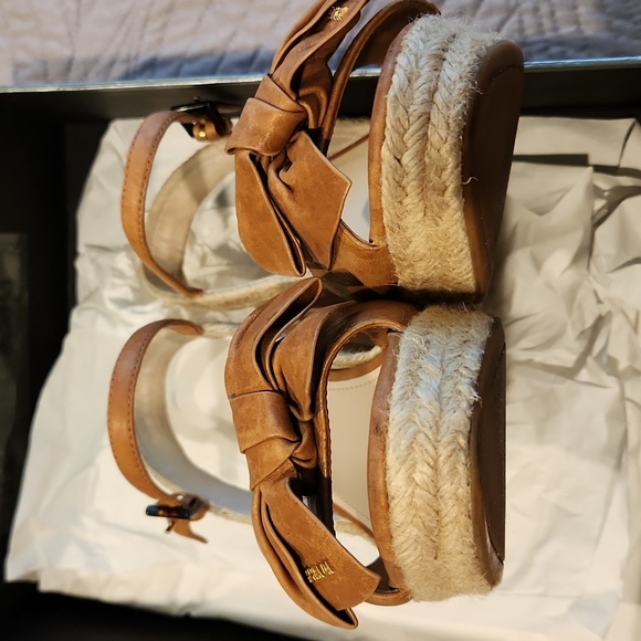 Prada Wedge size 38.5 - Picture 7 of 10